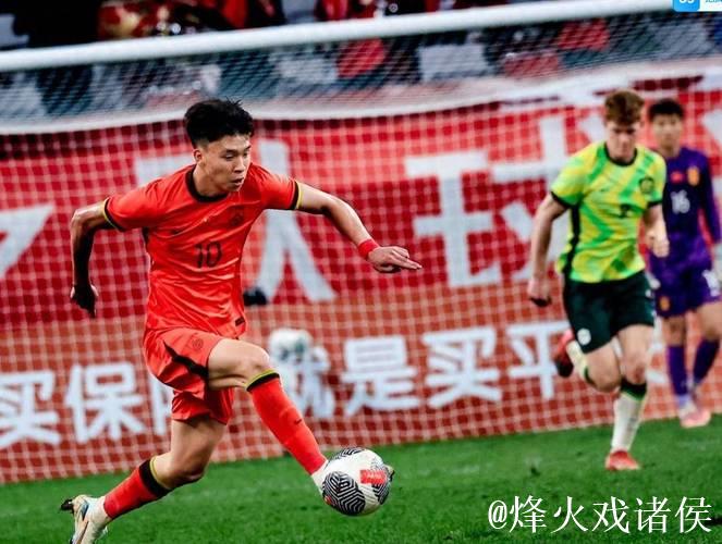 内马尔队友 青岛姆巴佩 他跟王钰栋争中超5月MVP! 内马尔队友 青岛姆巴佩 他跟王钰栋争中超5月MVP!